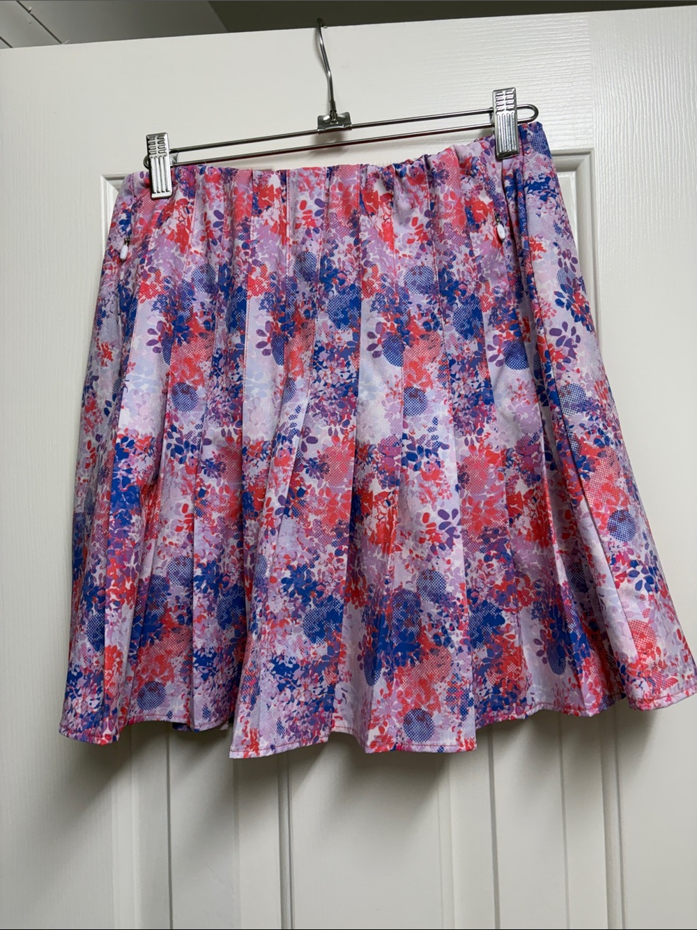 Kyodan Floral A-Line golf Skirt in Pink & Blue